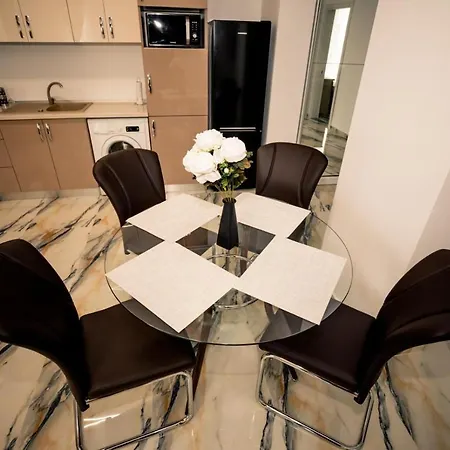 Luxury Eral-apartmente شقة كونستانتا